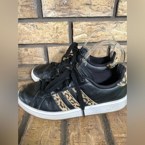 Leopard adidas - Picture 3 of 6